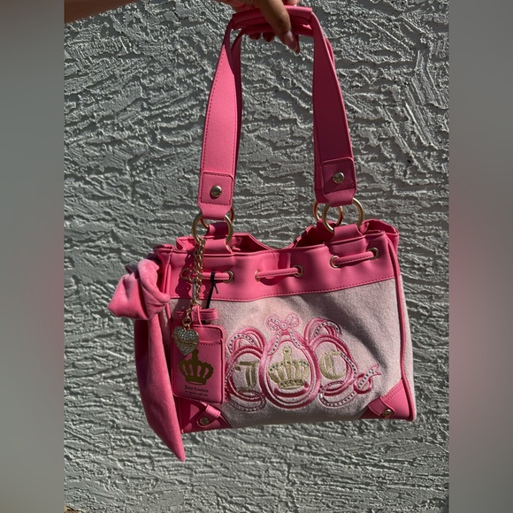 SOLD SOLD SOLD Juicy Couture Pink with Gold Hardware Shoulder Bag - Picture 1 of 8